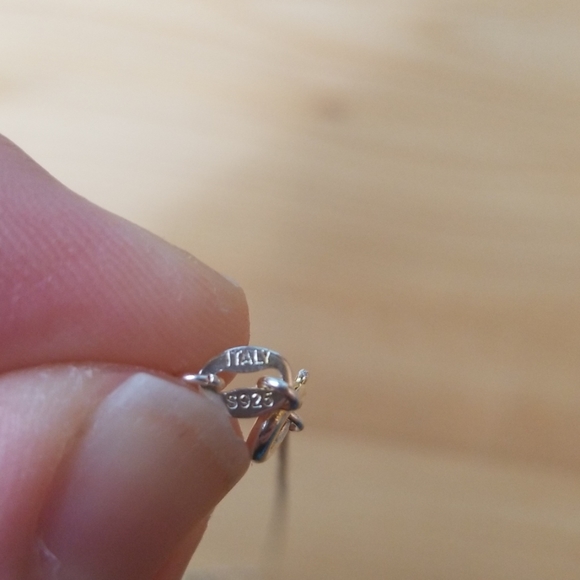 Cat sitting on the moon on silver chain - Picture 6 of 6